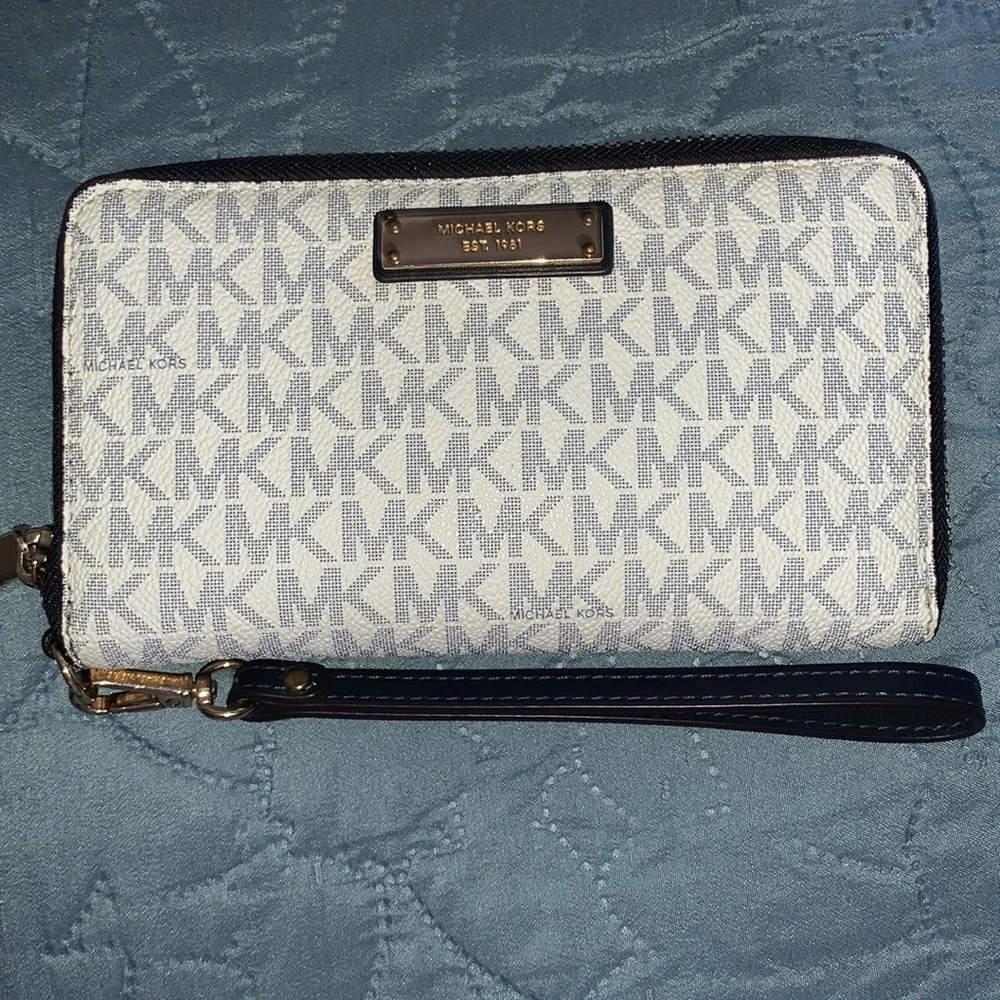 MK bundle - Picture 2 of 10